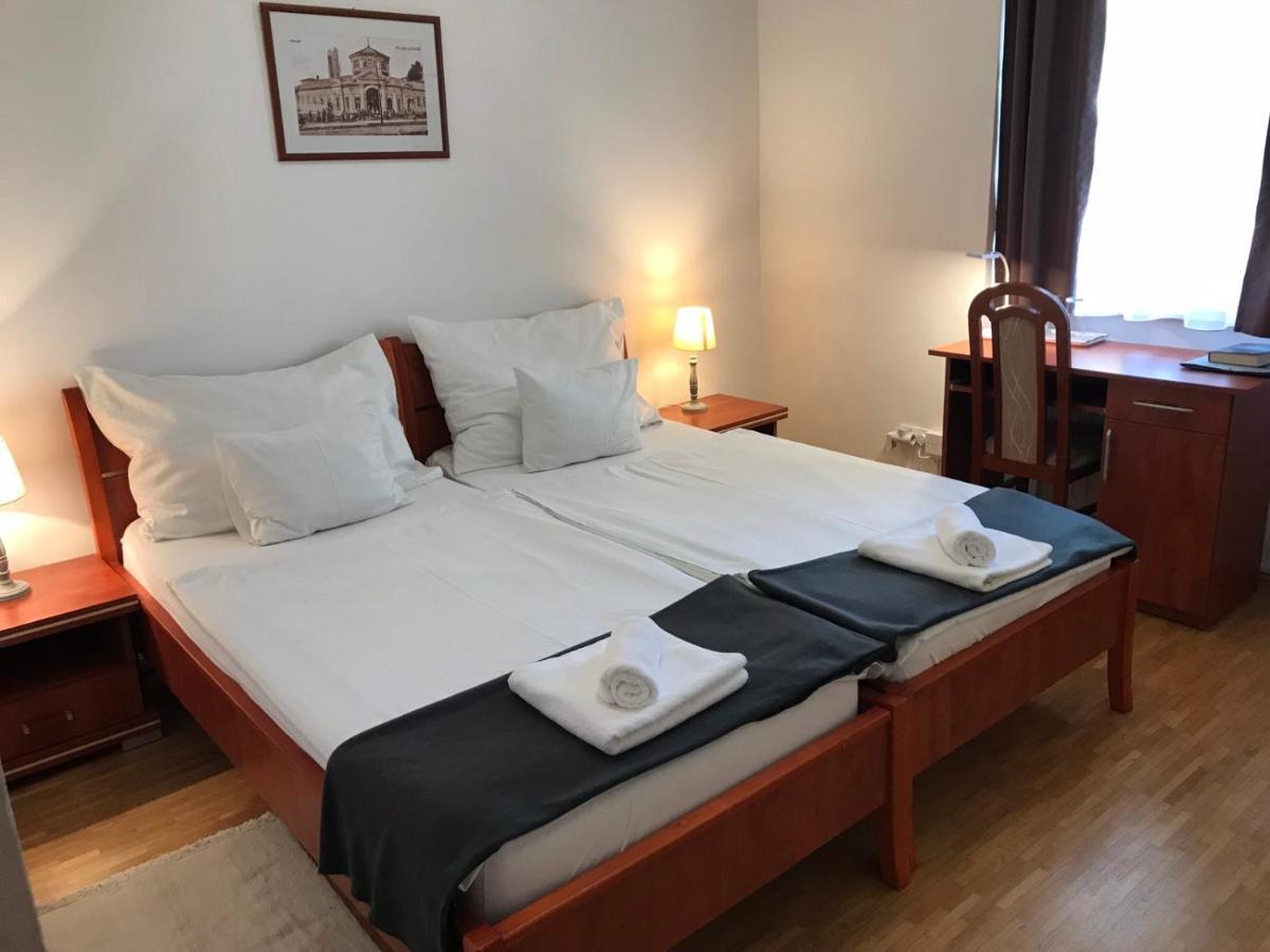 Huszarvar Hotel Kastelyszallo Szerencs Exteriér fotografie